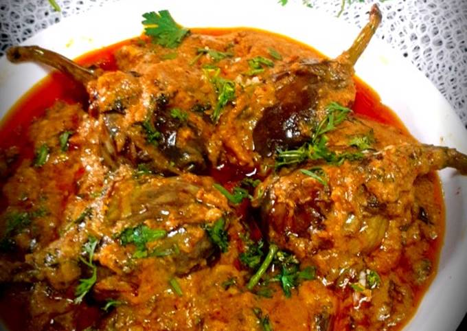 Stuffed brinjal (Bharwa baingan)