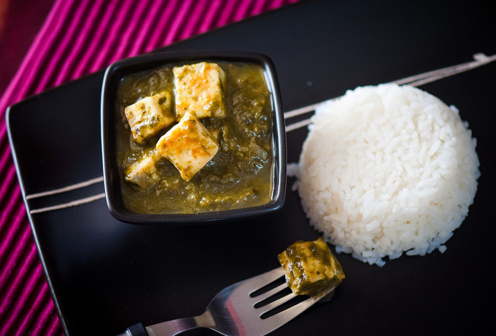 Spinach paneer (Palak paneer)